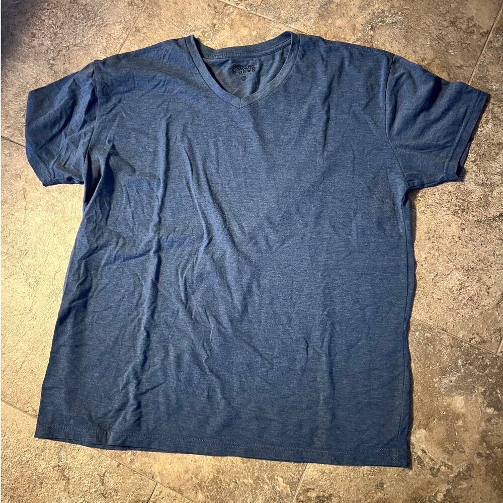 Seeded & Sewn V-neck short sleeve gray T-shirt, Men's size XXL